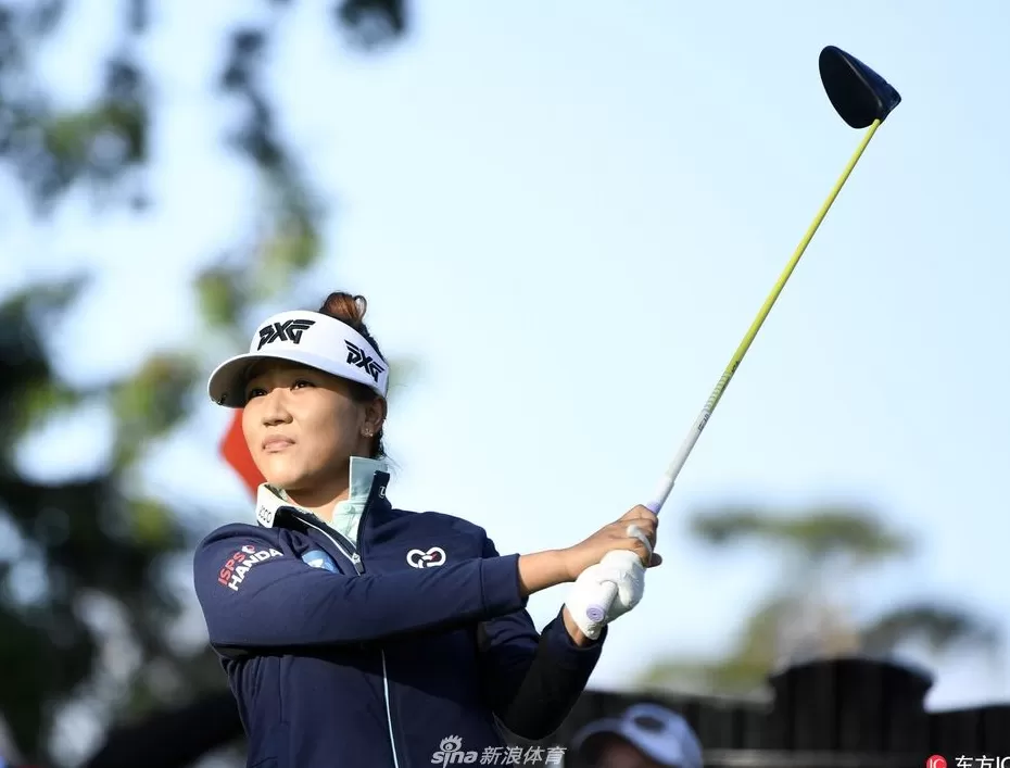 渥太华赛场风云起黑马领先众星竞逐-第5张图片-康盛风体育资讯官网 - 专业体育赛事报道与运动服饰潮流指南平台