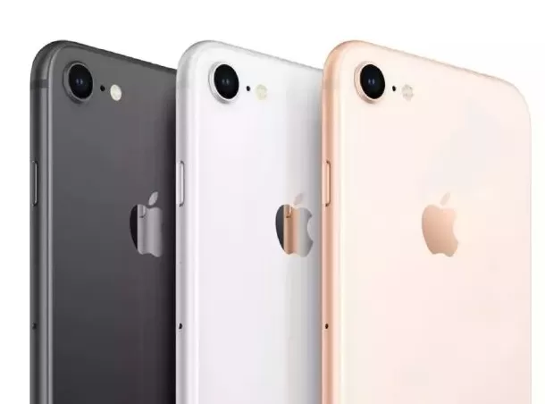 SE苹果手机怎么样？三千块的A15是捡漏还是踩坑？-第1张图片-康盛风体育资讯官网 - 专业体育赛事报道与运动服饰潮流指南平台