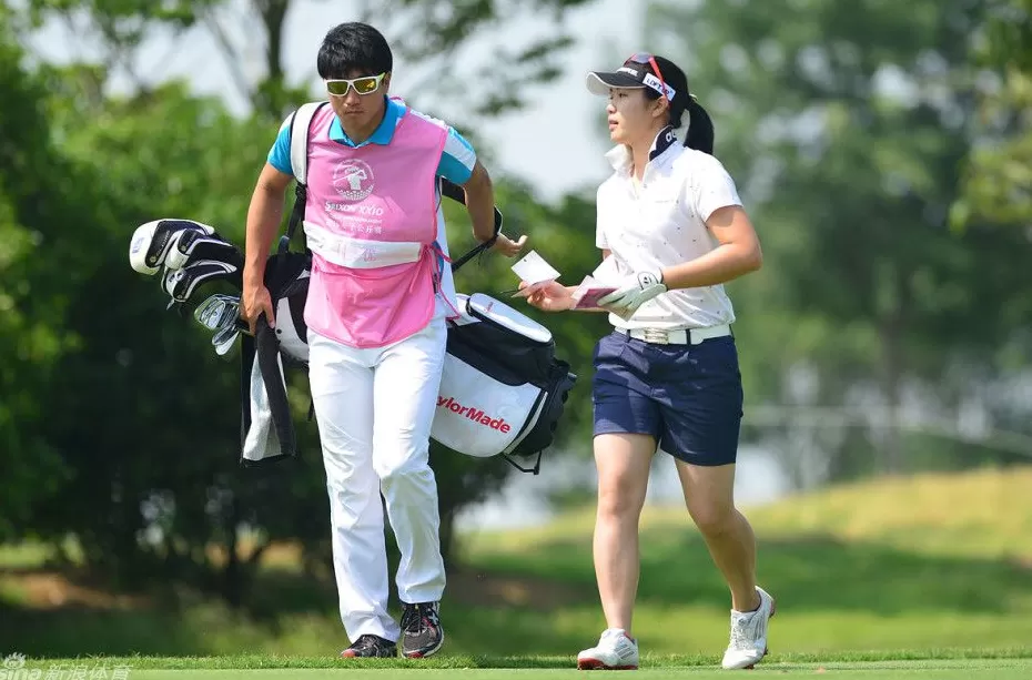 果岭与片场间的双子星传奇-第1张图片-康盛风体育资讯官网 - 专业体育赛事报道与运动服饰潮流指南平台