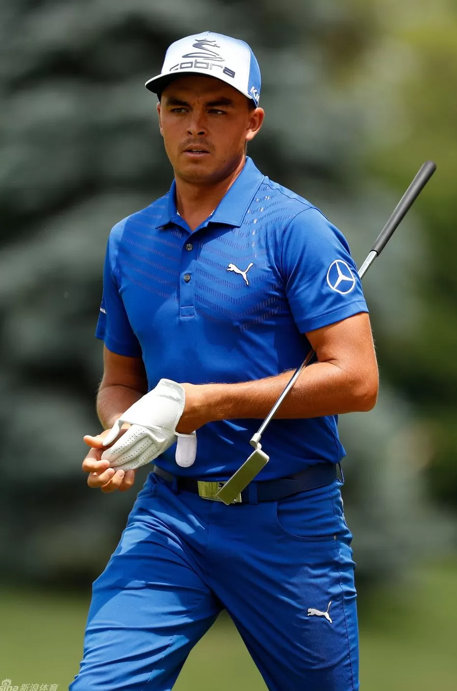 火石惊魂夜：戴伊崩盘约翰逊逆袭，世锦赛上演戏剧性转折-第3张图片-康盛风体育资讯官网 - 专业体育赛事报道与运动服饰潮流指南平台