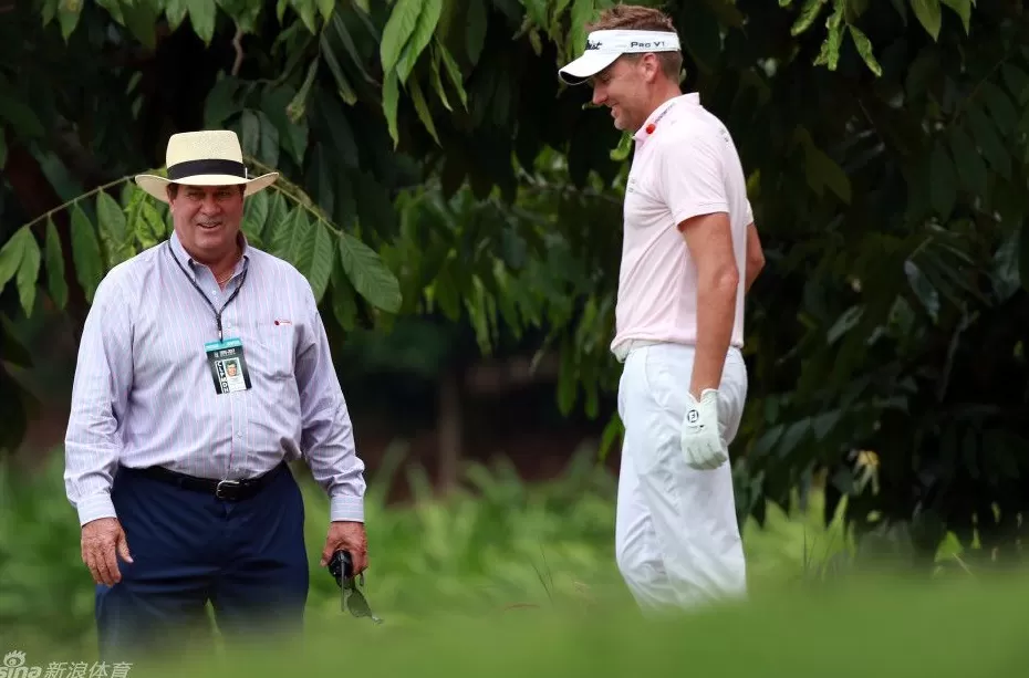 果岭风云：名将挥杆间的智慧与激情-第4张图片-康盛风体育资讯官网 - 专业体育赛事报道与运动服饰潮流指南平台