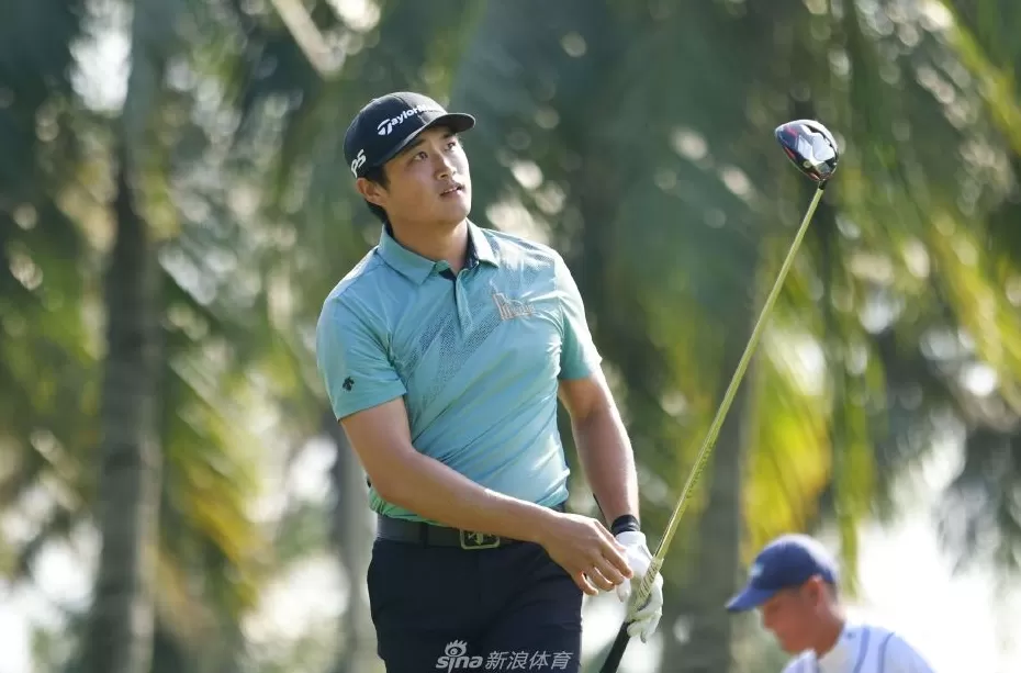 椰风挥杆扬壮志 白政恺海南公开赛问鼎荣耀-第3张图片-康盛风体育资讯官网 - 专业体育赛事报道与运动服饰潮流指南平台