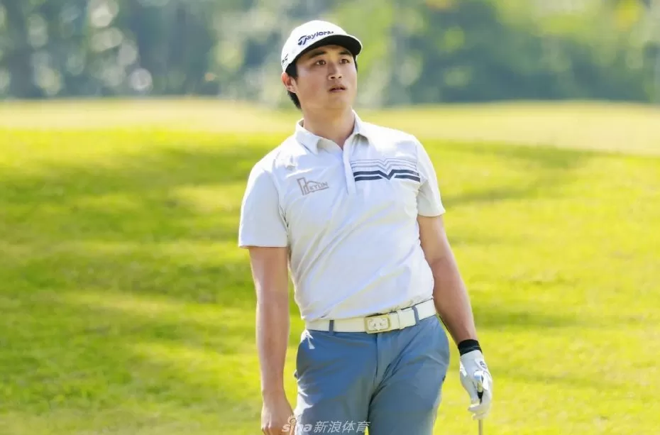 椰风挥杆扬壮志 白政恺海南公开赛问鼎荣耀-第5张图片-康盛风体育资讯官网 - 专业体育赛事报道与运动服饰潮流指南平台