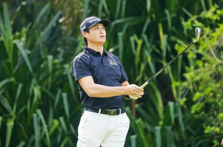 椰风挥杆扬壮志 白政恺海南公开赛问鼎荣耀-第7张图片-康盛风体育资讯官网 - 专业体育赛事报道与运动服饰潮流指南平台