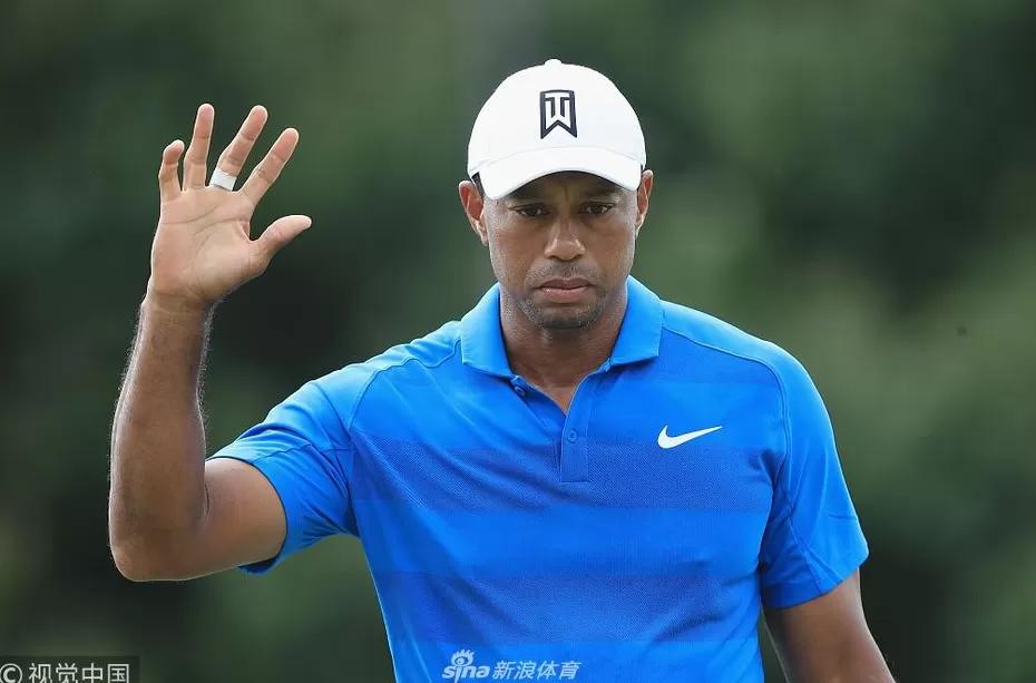 王者归来伍兹领先三杆剑指巡回锦标赛冠军荣耀-第5张图片-康盛风体育资讯官网 - 专业体育赛事报道与运动服饰潮流指南平台 王者归来伍兹领先三杆剑指巡回锦标赛冠军荣耀-第5张图片-康盛风体育资讯官网 - 专业体育赛事报道与运动服饰潮流指南平台