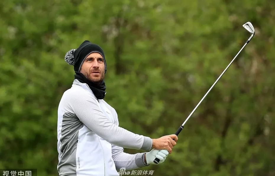 欧巡赛奥地利公开赛第三轮战罢 领先榜争夺激烈瞬间掠影-第6张图片-康盛风体育资讯官网 - 专业体育赛事报道与运动服饰潮流指南平台