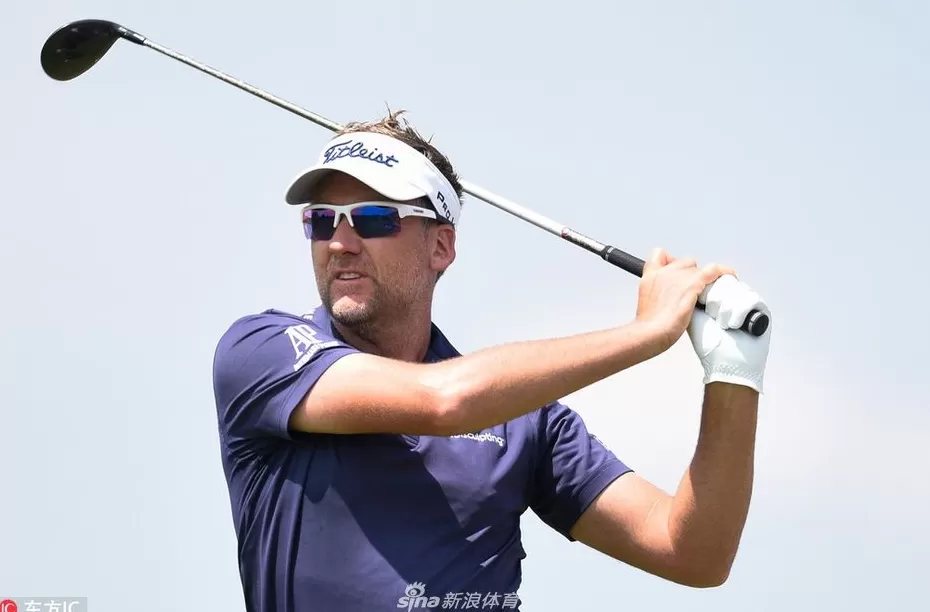 瑞典黑马惊艳巴黎国家高尔夫俱乐部领先法国公开赛次轮-第8张图片-康盛风体育资讯官网 - 专业体育赛事报道与运动服饰潮流指南平台