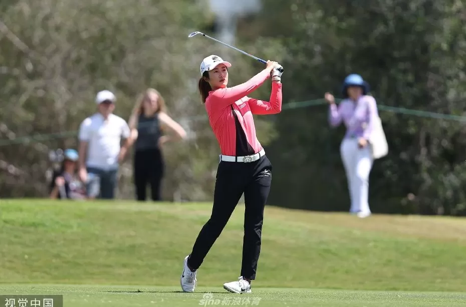 畑冈奈纱闪耀洛杉矶公开赛夺第六冠 刘钰逆境反弹重返前十-第4张图片-康盛风体育资讯官网 - 专业体育赛事报道与运动服饰潮流指南平台