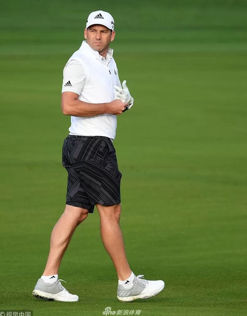 沙漠群星闪耀迪拜经典赛前备战气氛热烈-第2张图片-康盛风体育资讯官网 - 专业体育赛事报道与运动服饰潮流指南平台