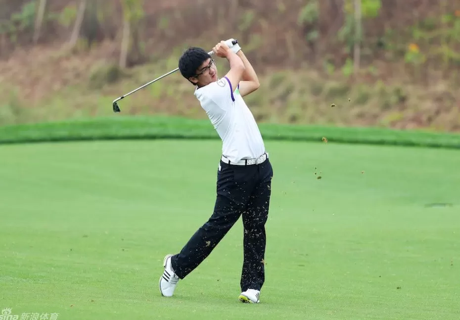 绿茵之上青春跃动中国高尔夫新星闪耀成长之路-第5张图片-康盛风体育资讯官网 - 专业体育赛事报道与运动服饰潮流指南平台